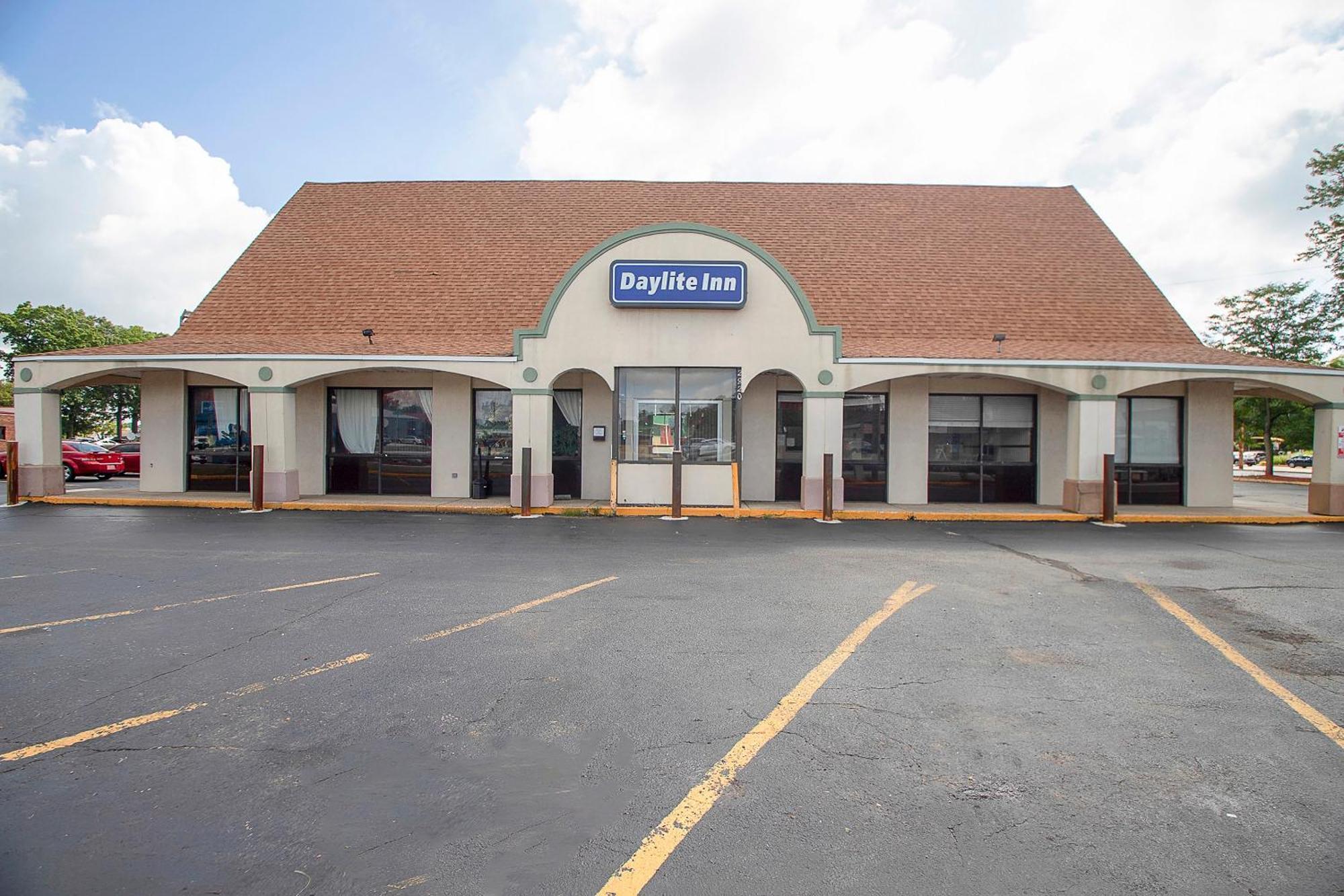 Hotel O Daylight Inn Elkhart I-90, In Kültér fotó